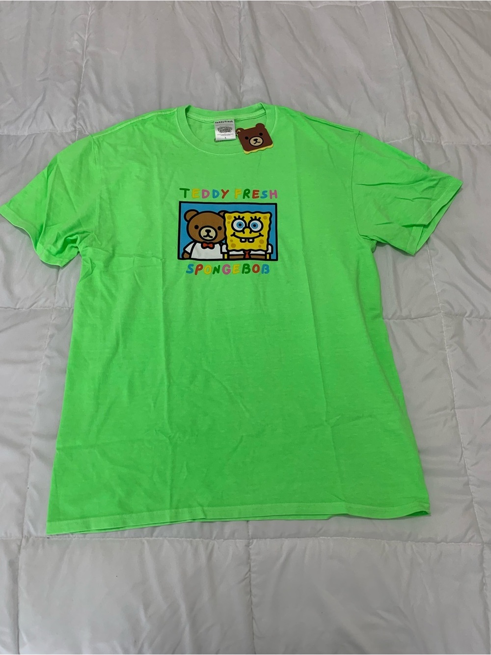 New with tags Teddy Fresh shirt Mens size L
